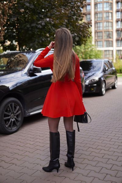 Трикотажна сукня на блискавці червоного кольору 1281 фото